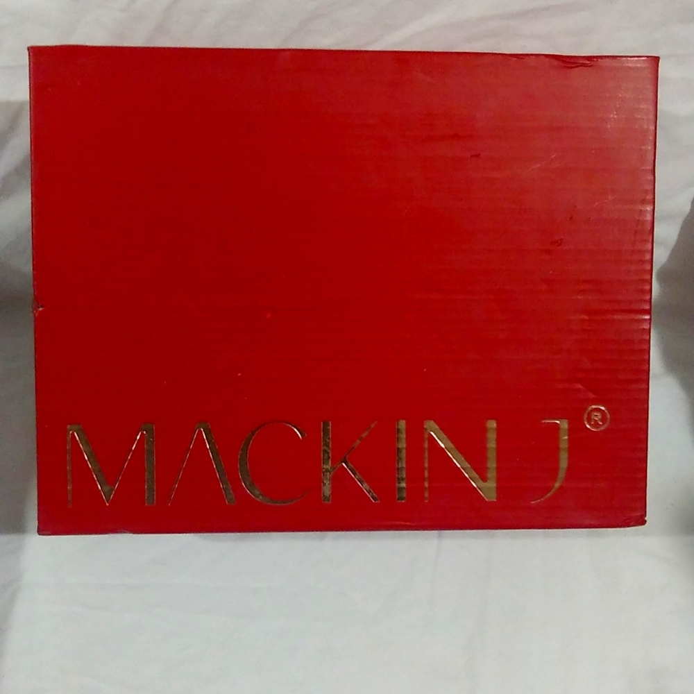 Transparent heels with gold bottoms